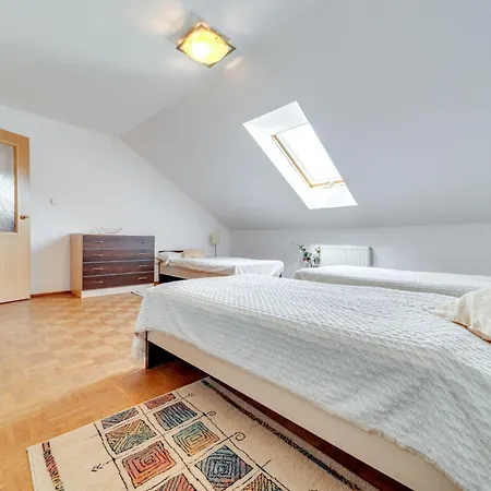 Apartment Krolowej Jadwigi By Interhome